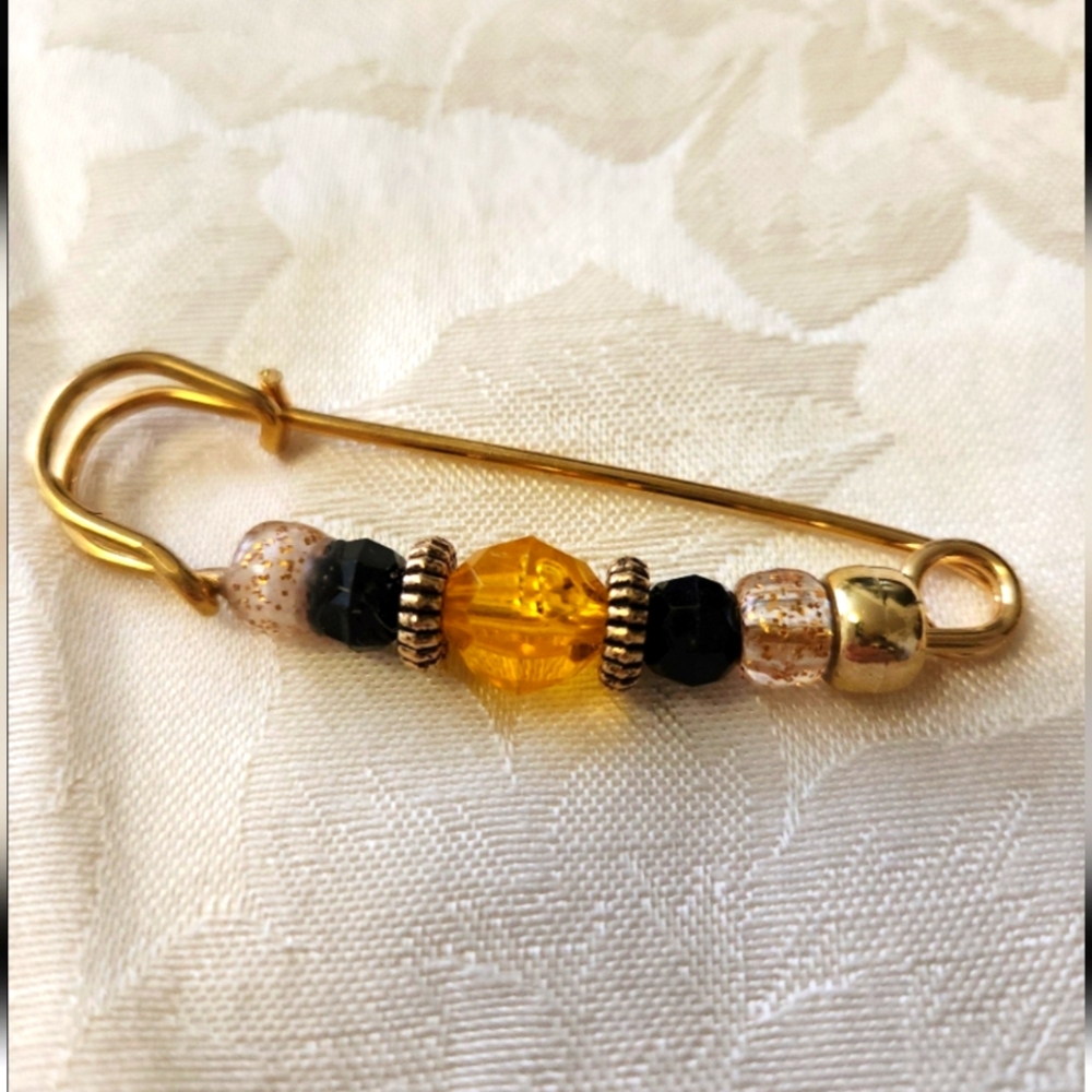 Beaded Kilt Pin